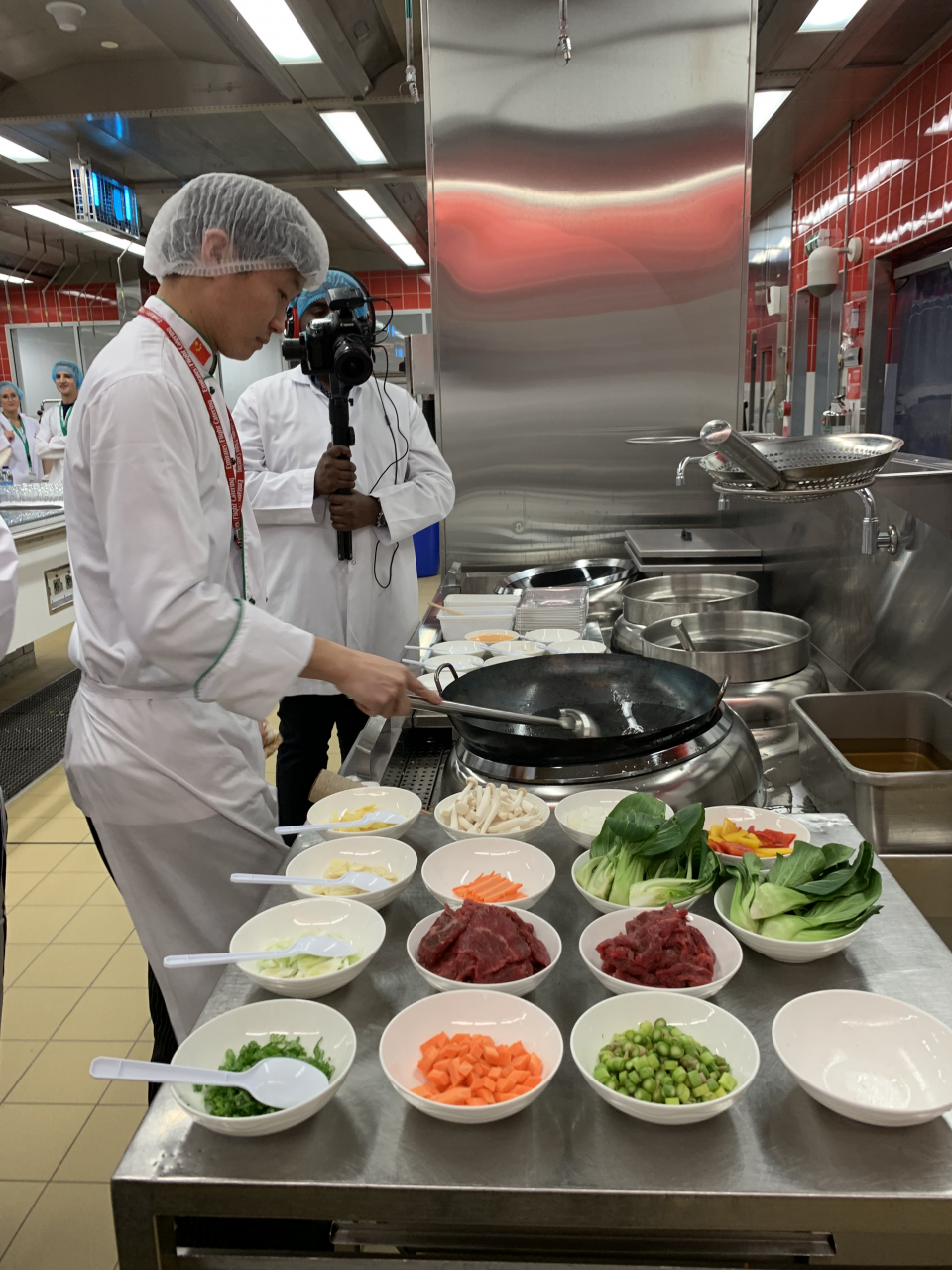 ee41c636-2227-40f9-9b3d-4ee18aa77892